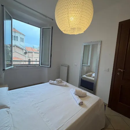 Apartman Ciclabile A 20 Mt E Mare A 2 Minuti I Imperia